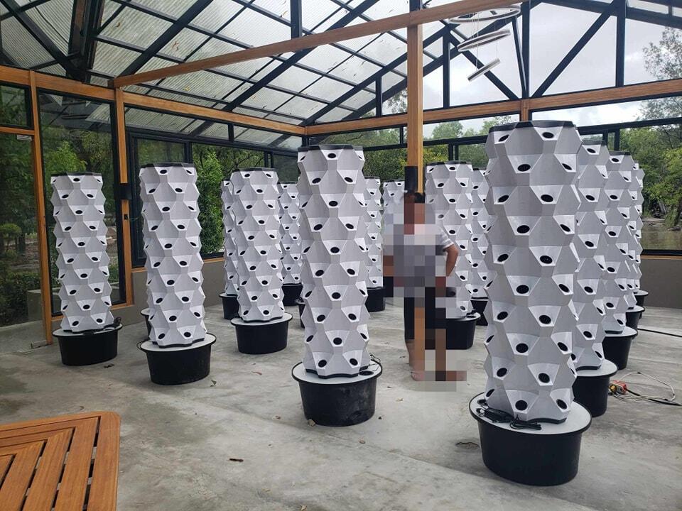 نظام زراعة عمودي هيدروبوني للب - مراجعة Hydroponic Tower Garden وسعره