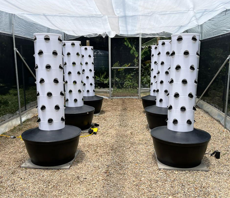 نظام زراعة عمودي هوائي من لاي  - مراجعة Hydroponic Tower Garden وسعره